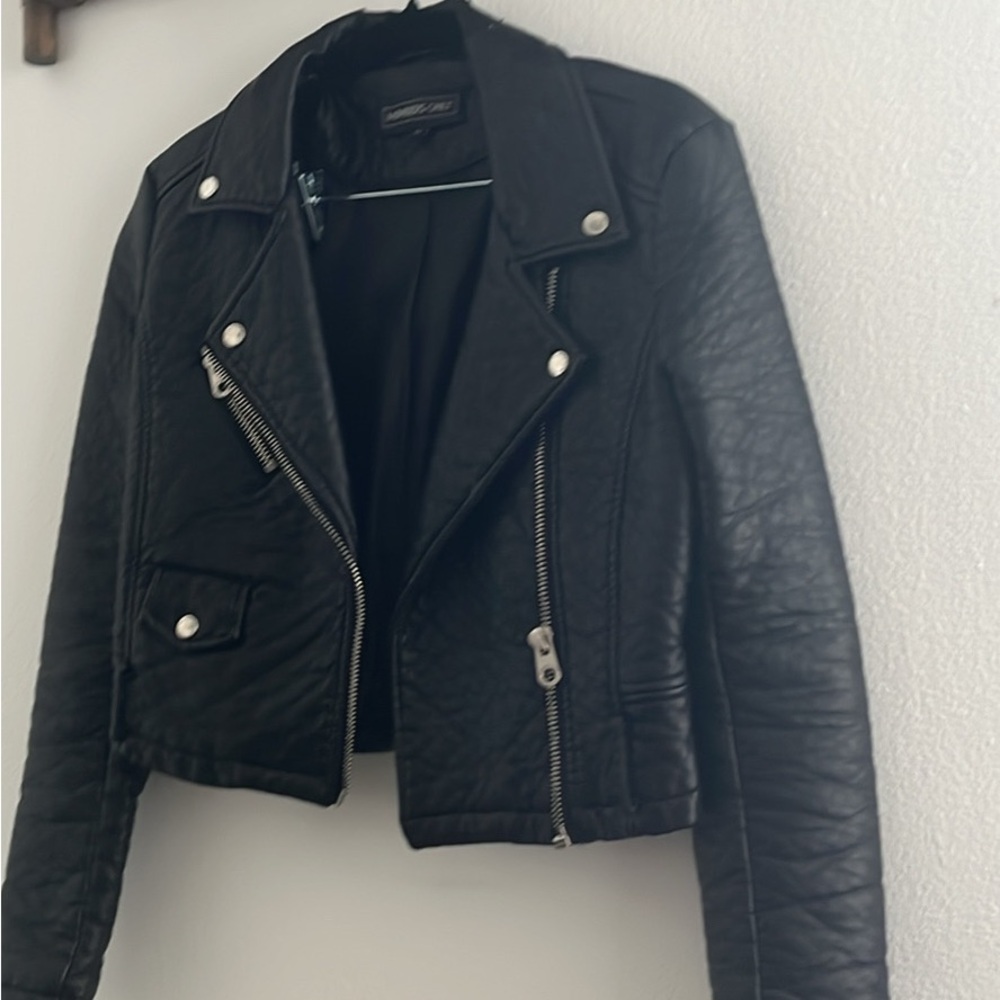 Member’s Only Cropped Leather Jacket XS